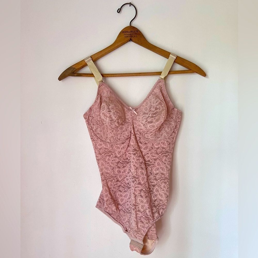 Vintage Bali lace bodysuit rose size 36D